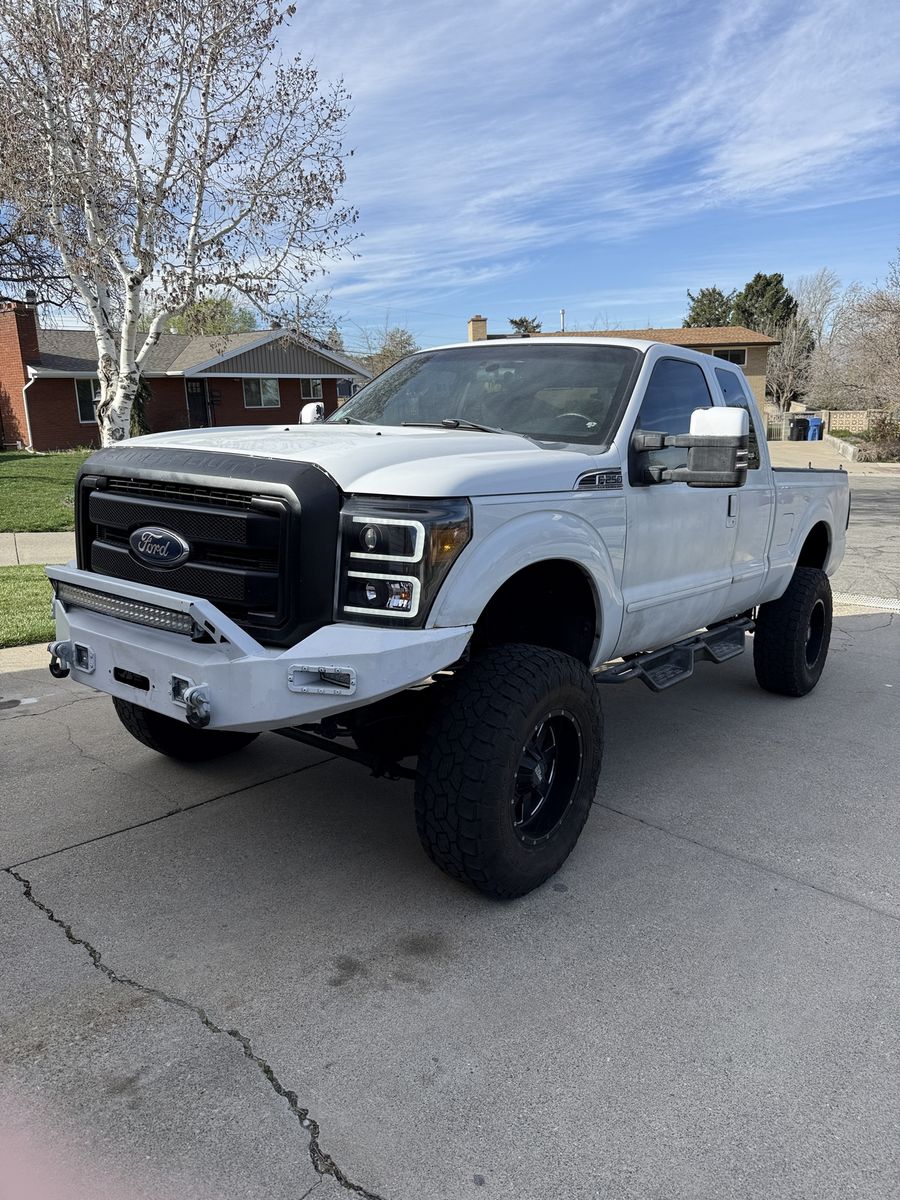2011 Ford F-250 Super Duty XLT