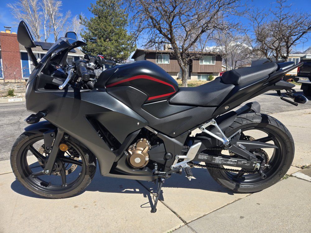 2018 Honda CBR300R Black Motorcycle - Low Mileage (4,979 miles)