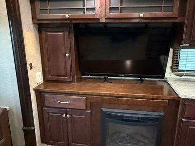 Used HeartLand Landmark 5th Wheel for Sale