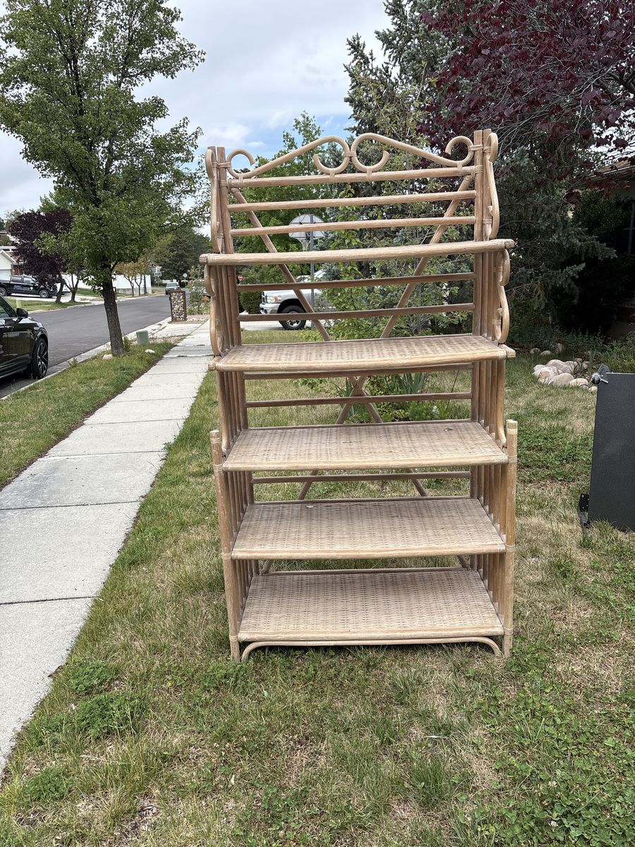 Shelf