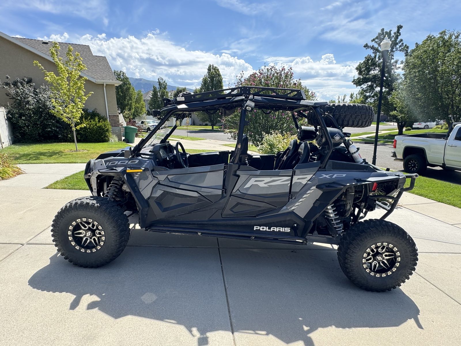 2022 Polaris RZR XP 1000 4 - Street Legal w/ trailer
