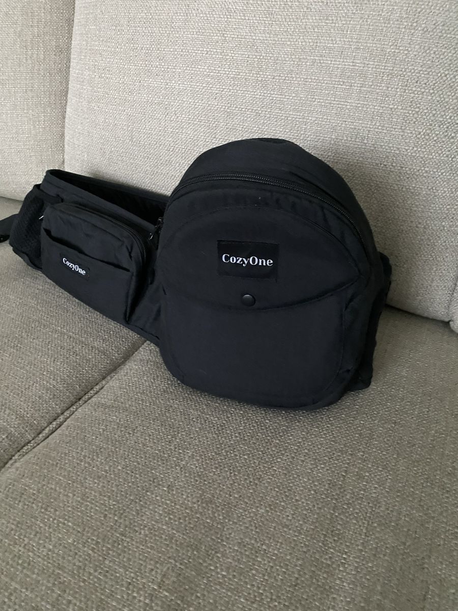 Cozy One Bench Baby Hip Seat With Pockets