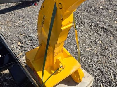 NEW Toft Ripper for Cat 305 / 306, add $125 for (2) 45 mm Pins (Mini Excavator)