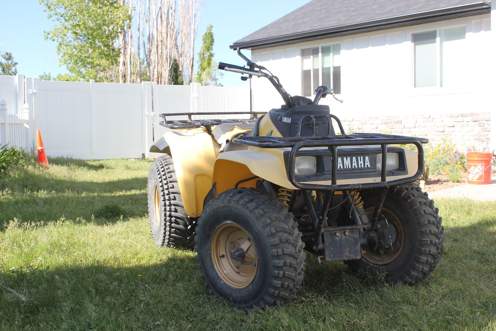 1986 Yamaha moto 4