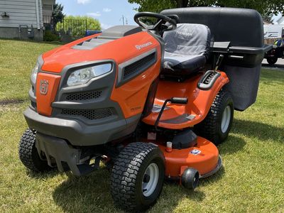 Husqvarna Riding Lawnmower
