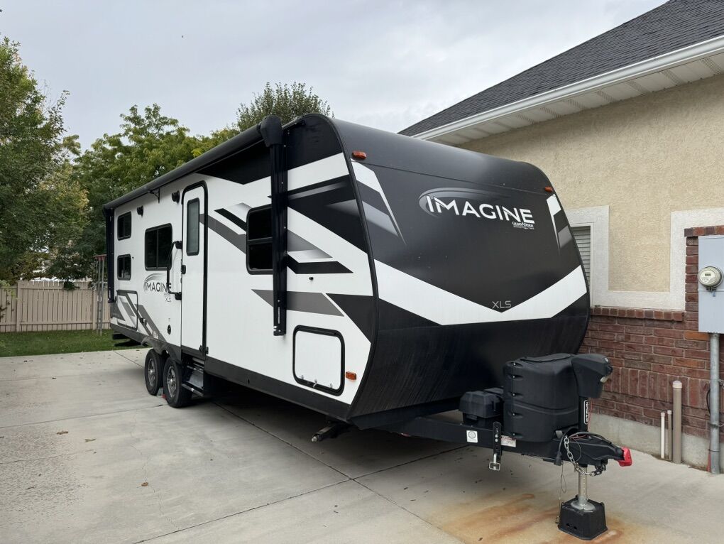 2023 Grand Design Imagine XLS 23BHE