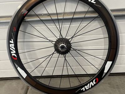 Oval Carbon Wheelset