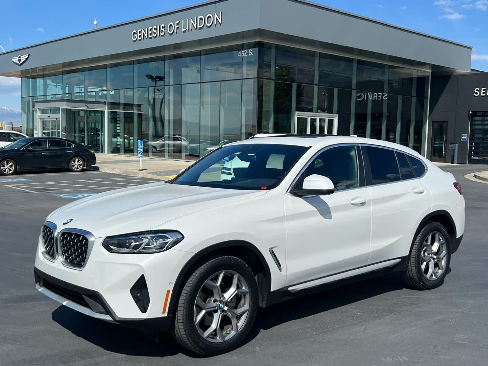 2024 BMW X4 xDrive30i