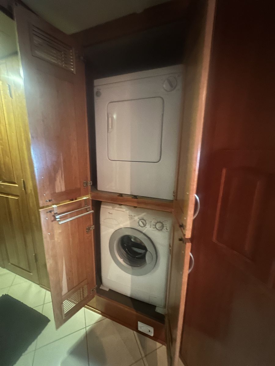 Main image 11