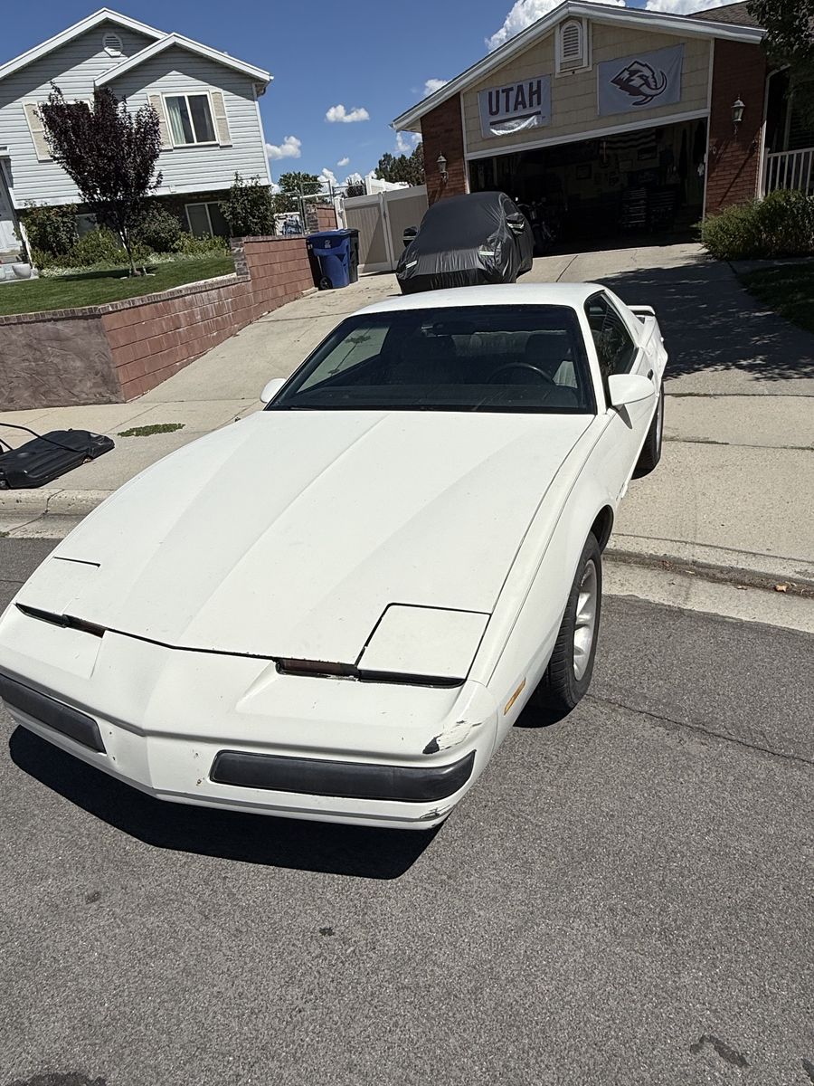1989 Pontiac Firebird Base