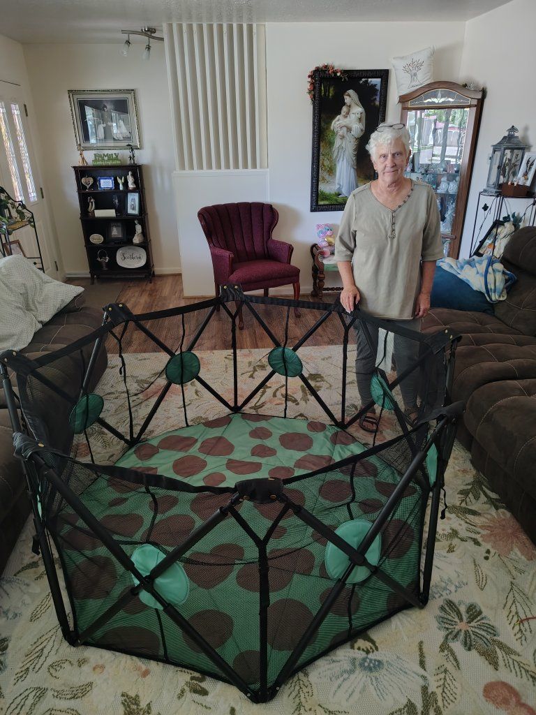 Playpen indoor / outdoor.