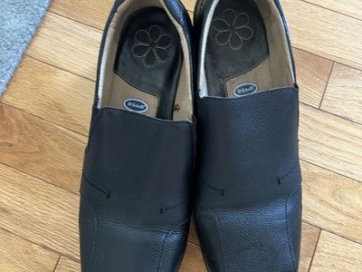 Size W11 Wide - Dr. Scholl's Bonnie Black Leather Slip-On Loafers