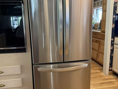 LG French Door with Ice Maker in Stainless