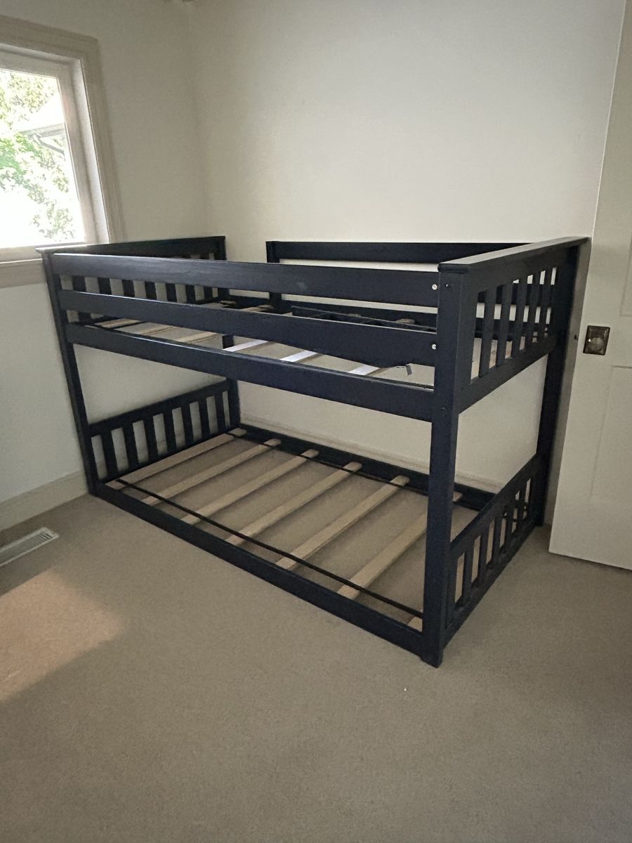 Bunk bed
