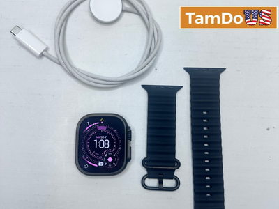 Apple Watch Ultra 3 (GPS+Cellular) 49mm Titanium Case with Black Ocean Band