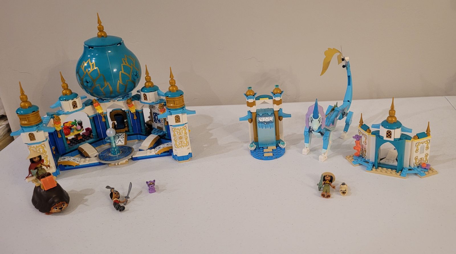 2 Lego Raya sets