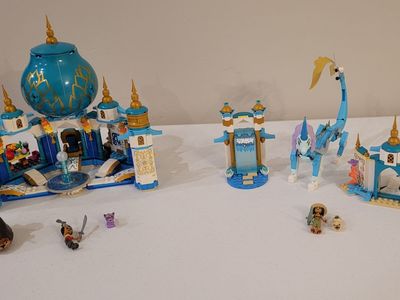 2 Lego Raya sets