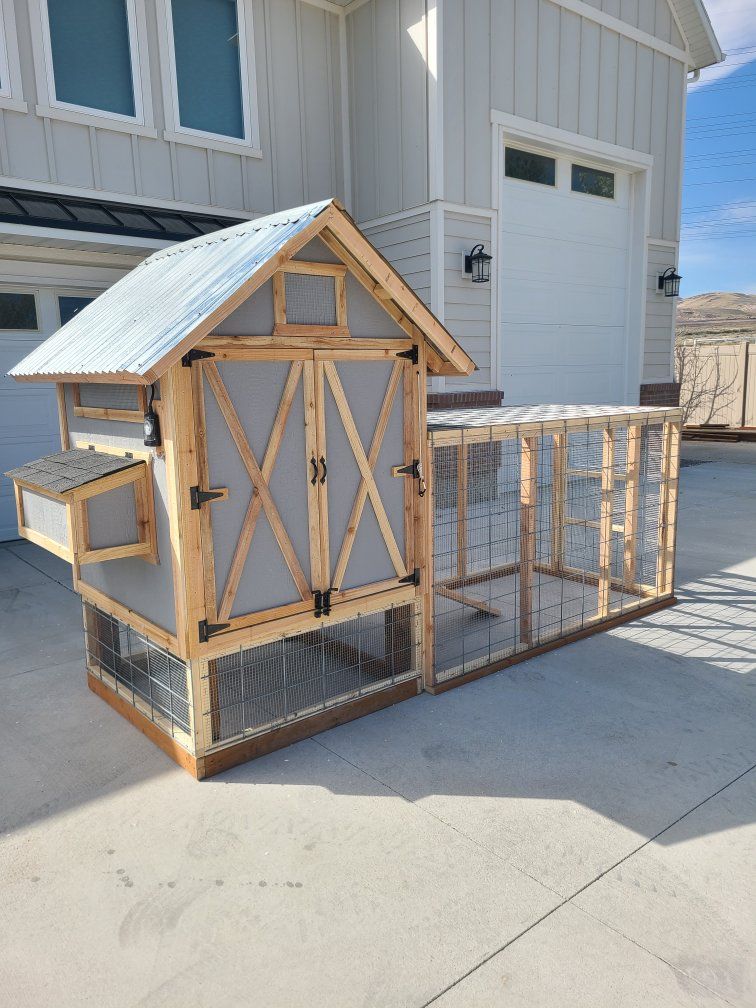 Craftsman Chicken Coops and Runs. All Coops come fully assembled.