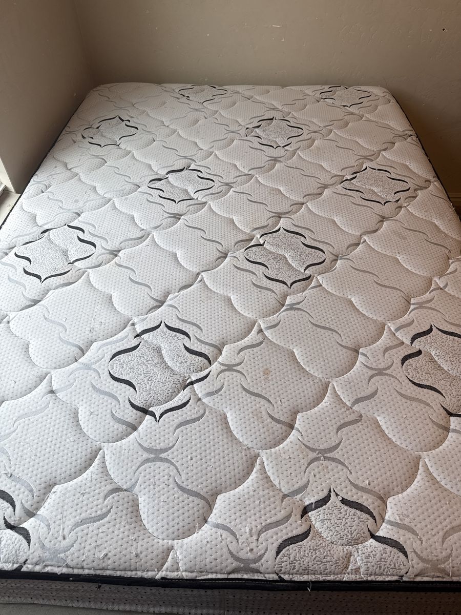 Full mattress