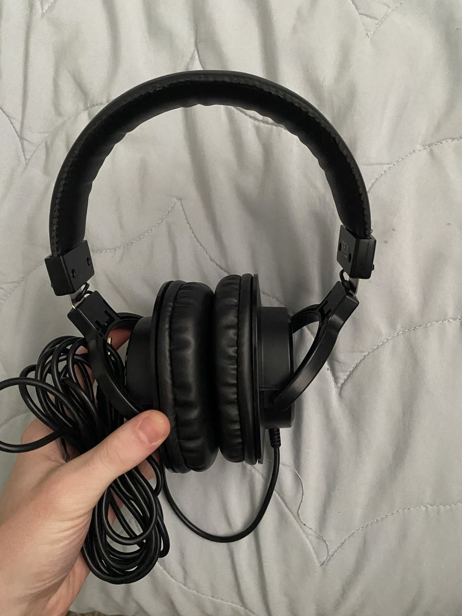 NEEWER NW-2000 Studio Monitoring Headphones - Wired Over-Ear, Black