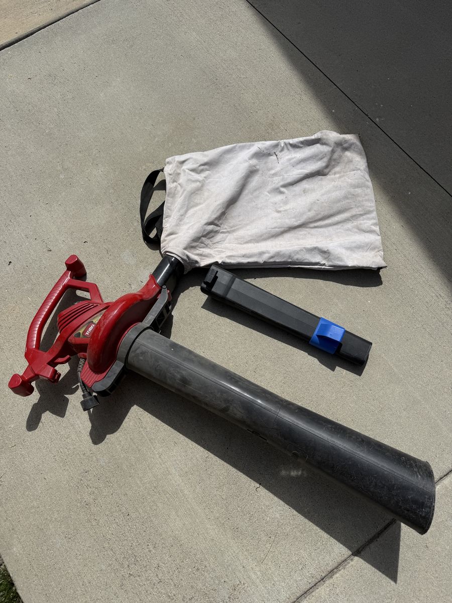 Toro Ultra blower/vac