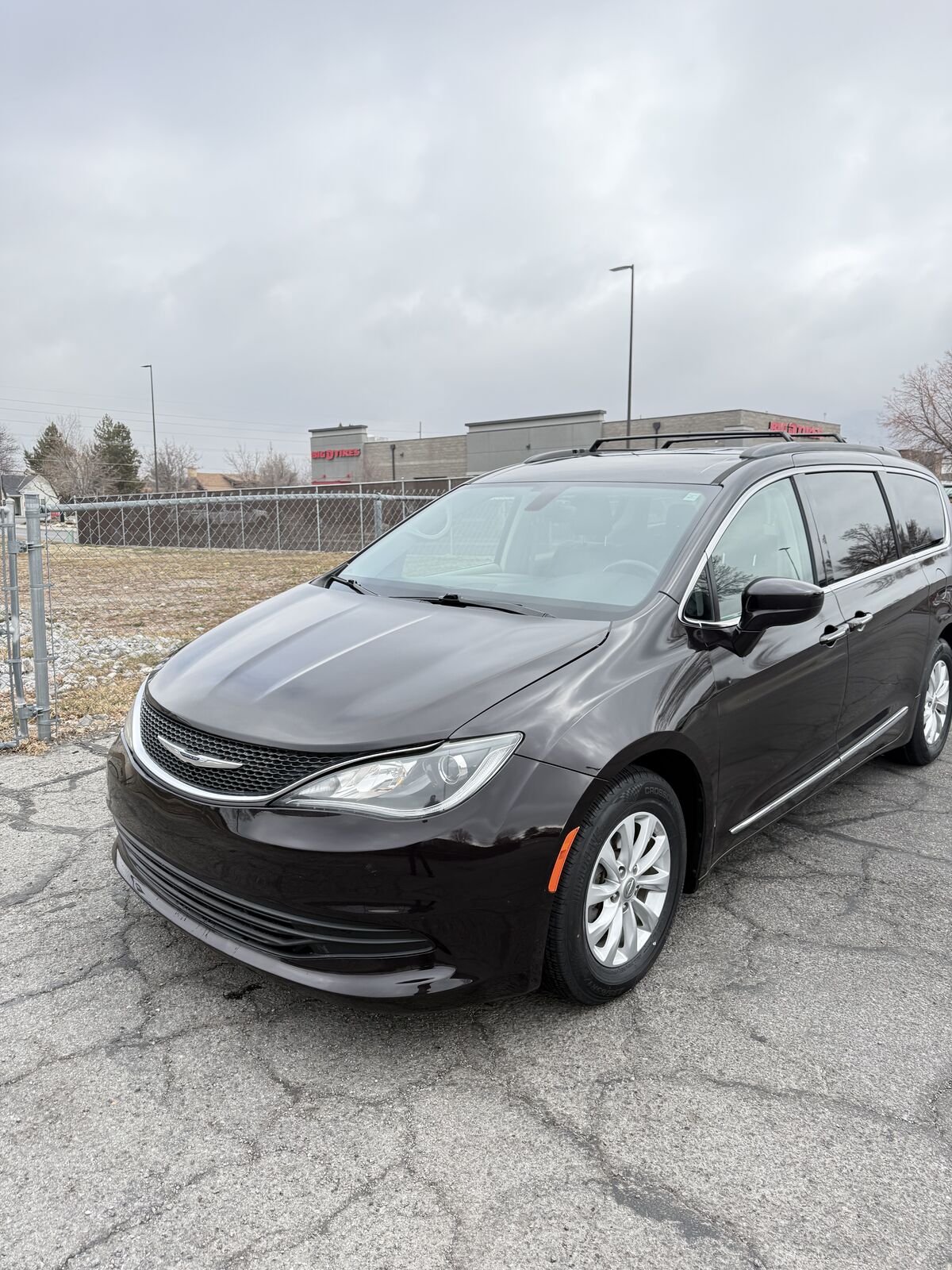 2017 Chrysler Pacifica Touring-L