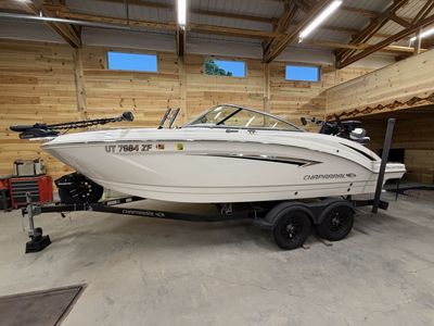 2019 Chaparral 210 SunCoast