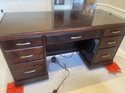 SOLID CHERRYWOOD EXECUTIVE DESK
