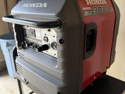 Honda EU 3000is Inverter generator for sale