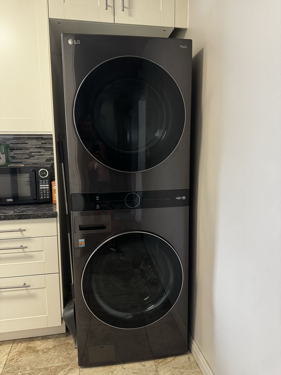 LG Electric WashTower Stacked Washer/Dryer