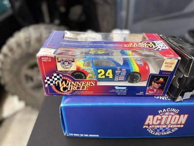 Winner's Circle 1998 Jeff Gordon #24 NASCAR 50th Anniv. 1:24 Die-Cast Car,