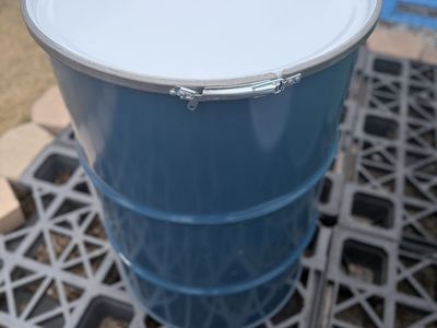 Metal barrel