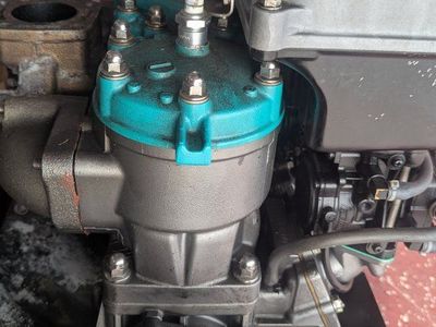 Kawasaki 900cc 2 Stroke with Electronics