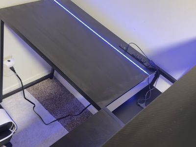 Gaming desk
