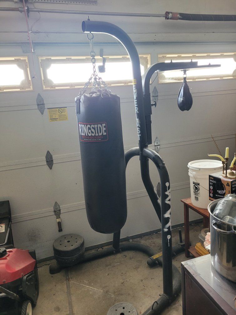 Ringside 200 lb Heavybag Punching Bag with Stand & Speed Bag