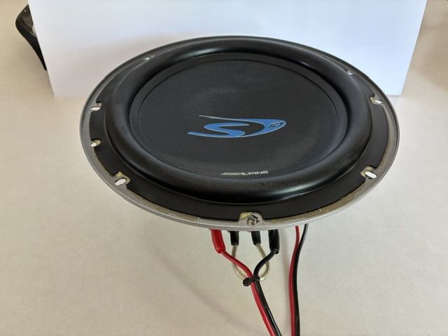 Alpine SWS-1023D 10" subwoofer