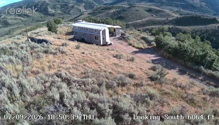 2024 Cavco Summit park model RV      (park model & cabins)