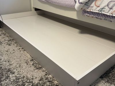 Pottery Barn Under Bed Trundle