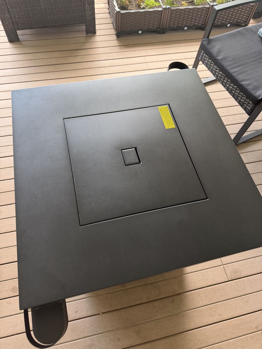 Main image 3