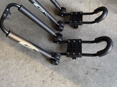 Foldable kayak car rack