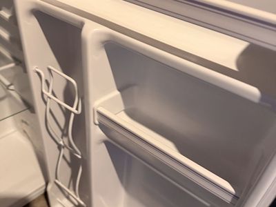 Hisense mini fridge with freezer