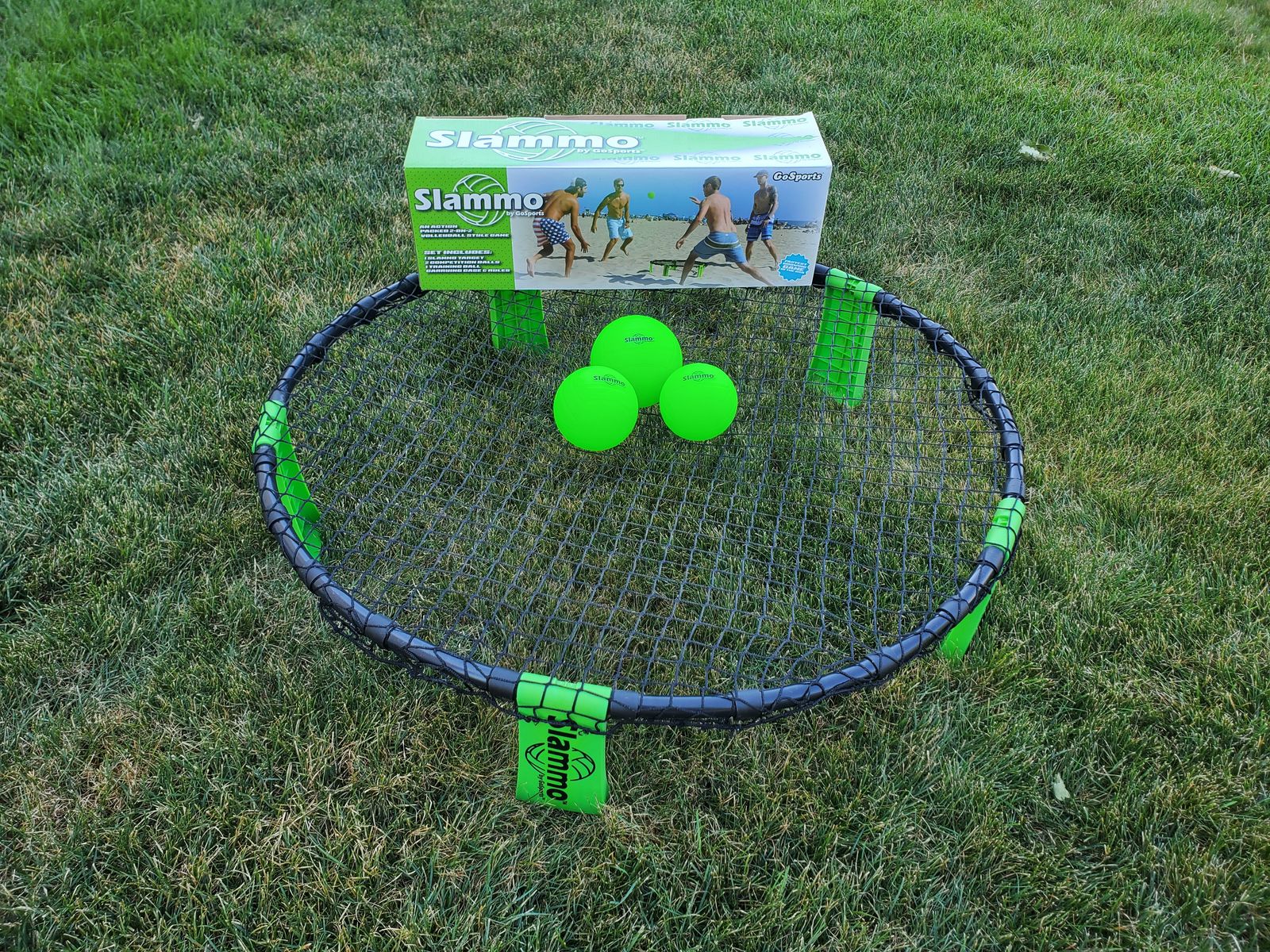 Slammo Yard Game