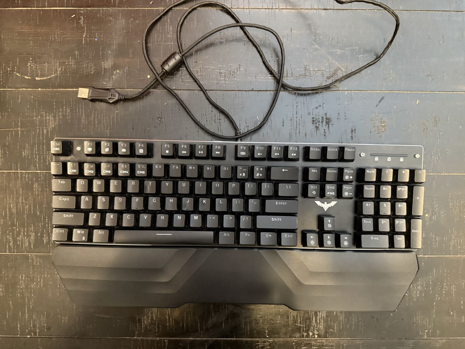 Havit RGB Mechanical Gaming Keyboard - Blue Switches, Full Size, Detachable Wrist Rest