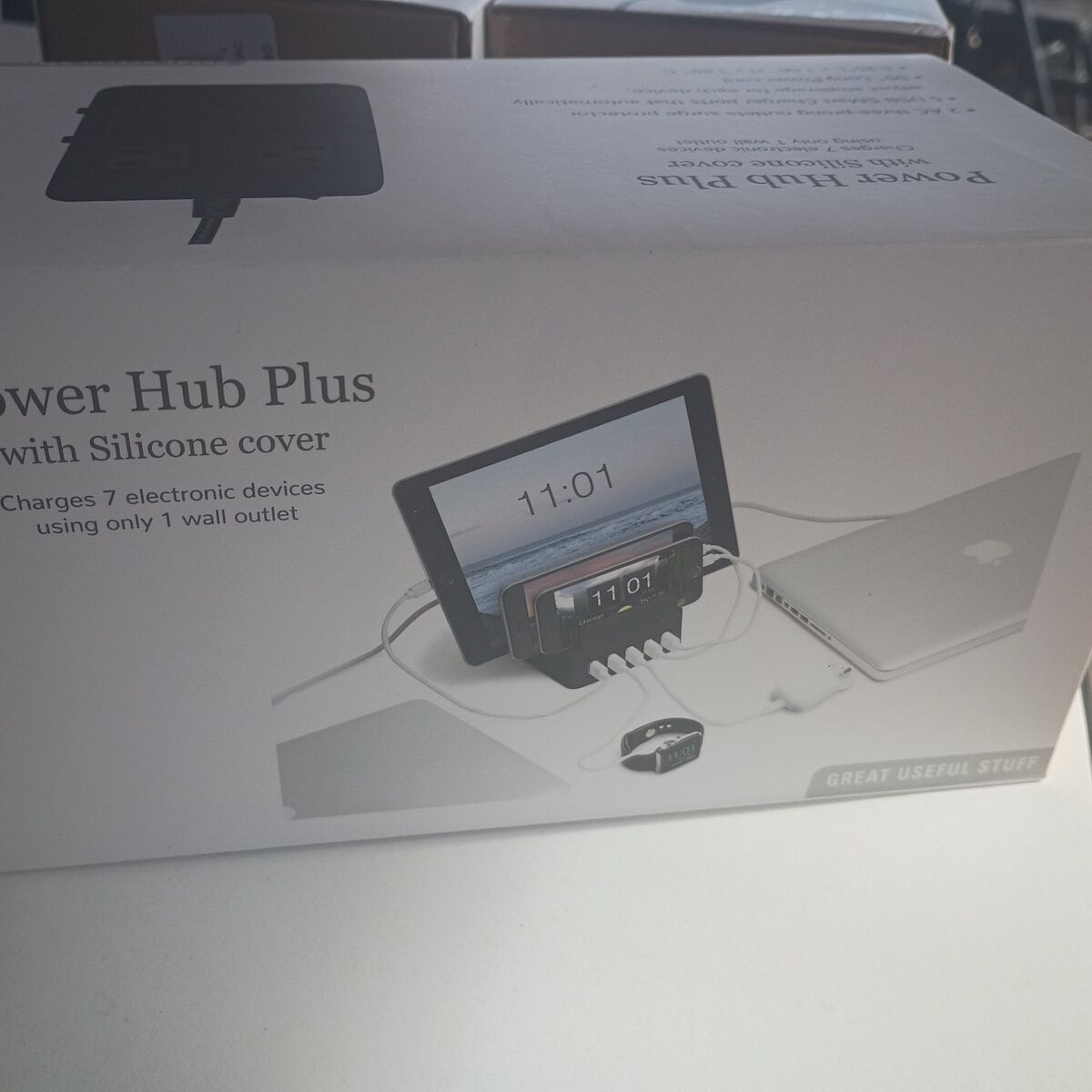 Smart Charger with 5 USB power ports