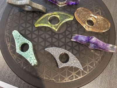 Handcrafted Resin Page Holder Bookmarks - Assorted Colors