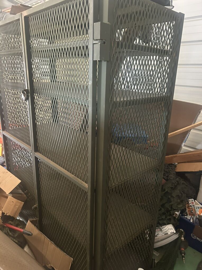 Gun Cabinet Lockable