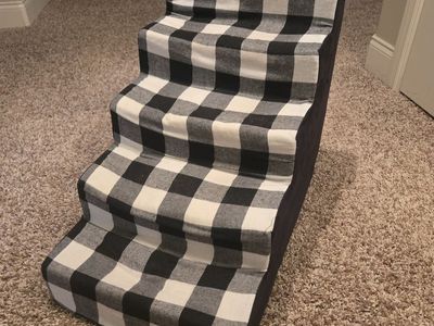 Dog stairs
