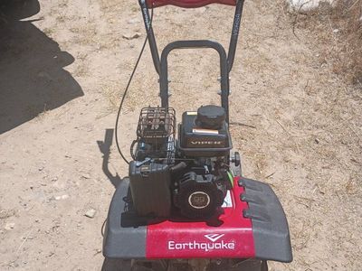 Earthquake Viper 99cc Engine Front Tine Tiller/Cultivator location Tremonton