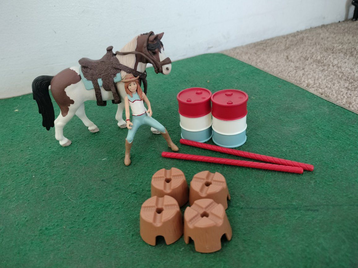 Schleich horse agility set