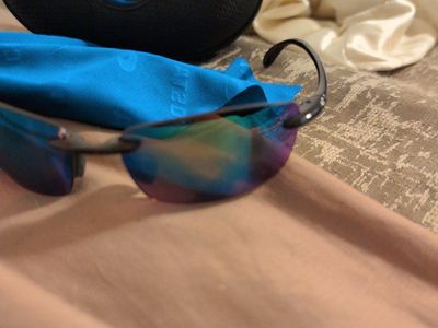 Costa Del Mar Sunglasses with Blue Mirrored Lenses and Case - Excellent Condition 140 obo